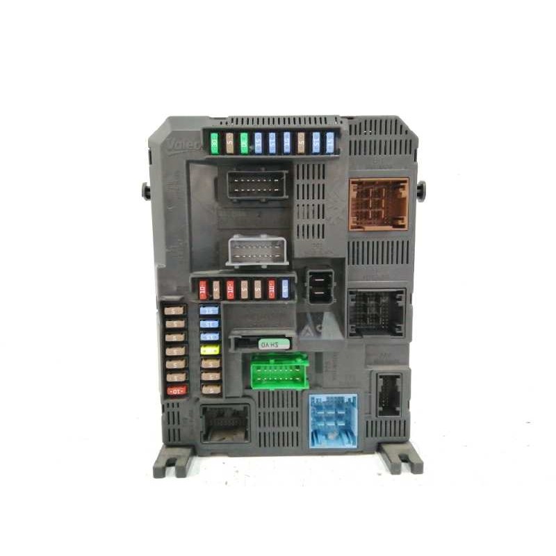 Recambio de caja reles / fusibles para peugeot 208 1.6 blue-hdi fap referencia OEM IAM 9807531680  