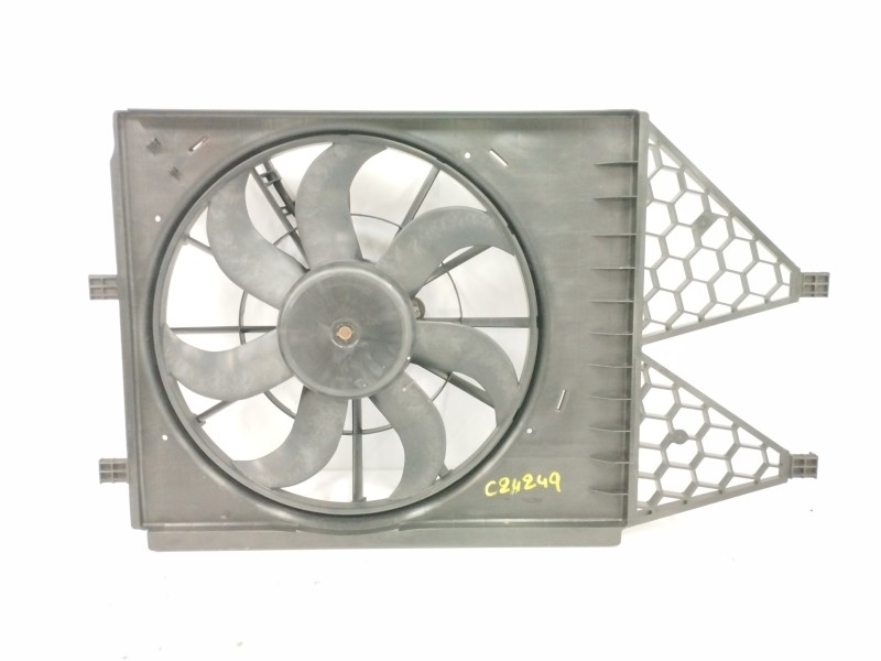Recambio de electroventilador para seat ibiza (6j5) 1.6 tdi referencia OEM IAM 6R0121207A Recambio de electroventilador para seat ibiza (6j5) 1.6 tdi referencia OEM IAM 6R0121207A
