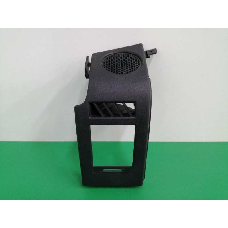 Recambio de molduras delanteras para dodge nitro 2.8 crd referencia OEM IAM 1365027 MOLDURA DE AIREADOR IZQUIERDO 