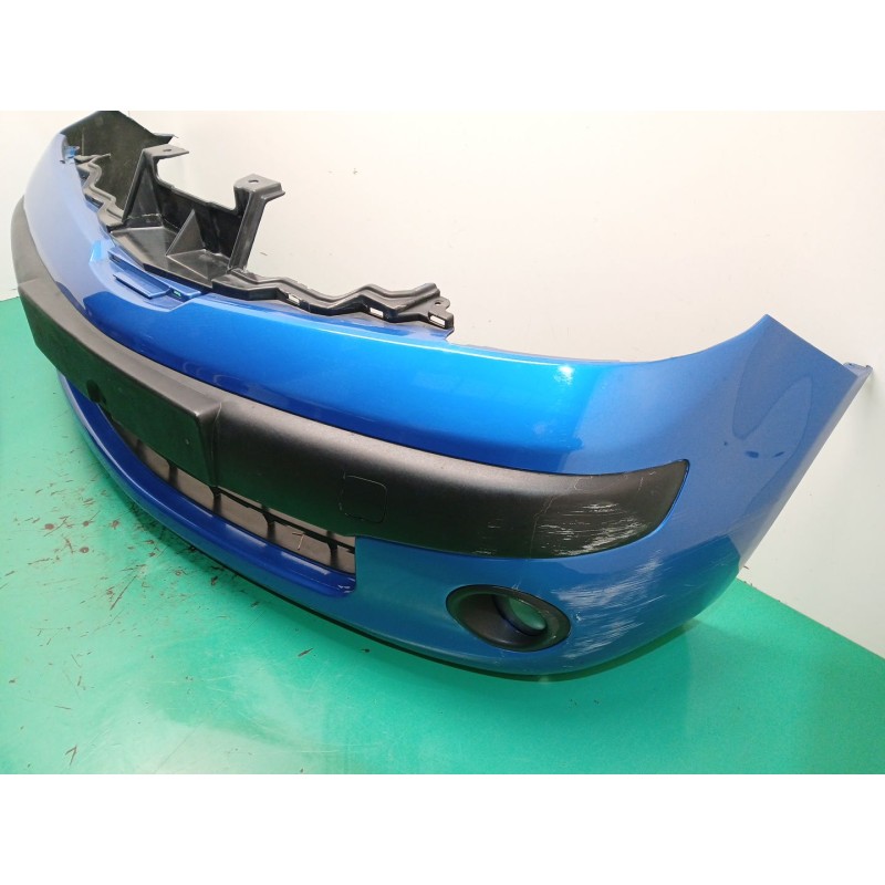 PARAGOLPES DELANTERO