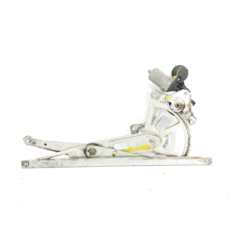 ELEVALUNAS DELANTERO DERECHO 8571058010