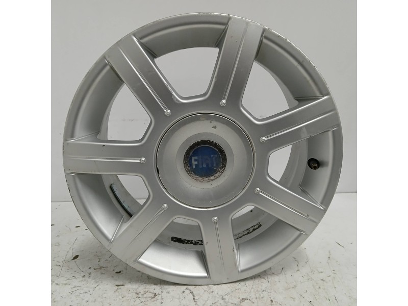 Recambio de llanta para fiat idea (135) 1.4 referencia OEM IAM 50901185 6JX16H2 C40 4H 4X98