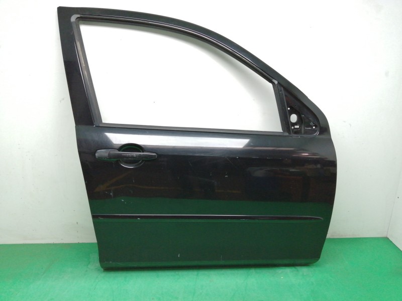 Recambio de puerta delantera derecha para mazda 2 berlina (dy) 1.4 diesel cat referencia OEM IAM DAÑADA Recambio de puerta delantera derecha para mazda 2 berlina (dy) 1.4 diesel cat referencia OEM IAM DAÑADA