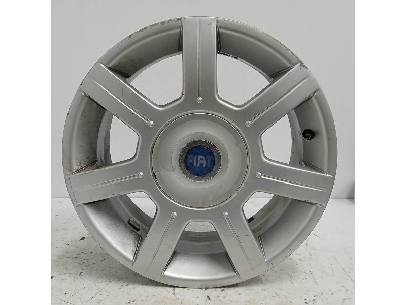 Recambio de llanta para fiat idea (135) 1.4 referencia OEM IAM 50901185 6JX16H2 C40 4H 4X98