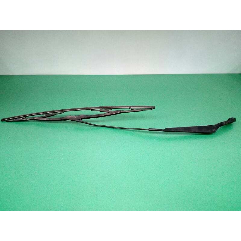 BRAZO LIMPIA DELANTERO IZQUIERDO