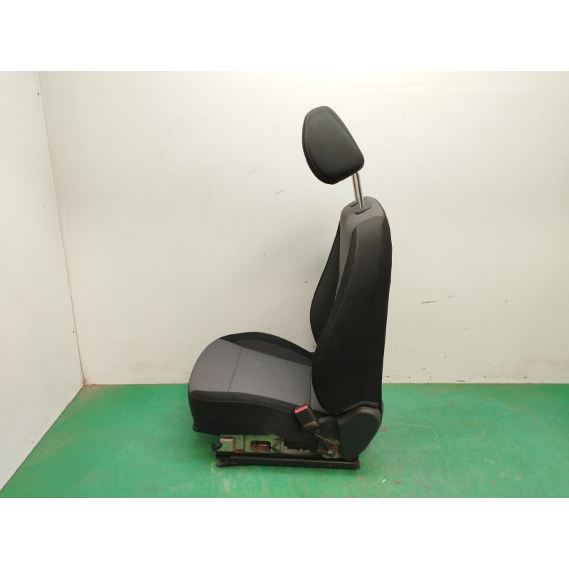 ASIENTO DELANTERO DERECHO
