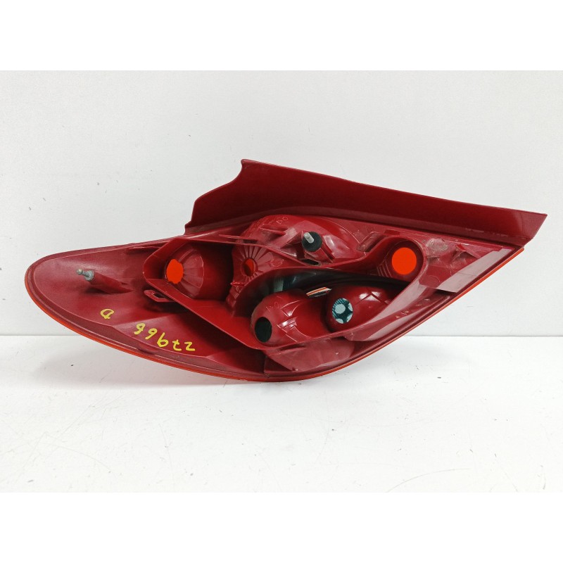 PILOTO TRASERO DERECHO