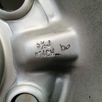 Recambio de llanta para nissan serena (c23m) 2.3 diesel referencia OEM IAM  5,5JX14CH ET30 