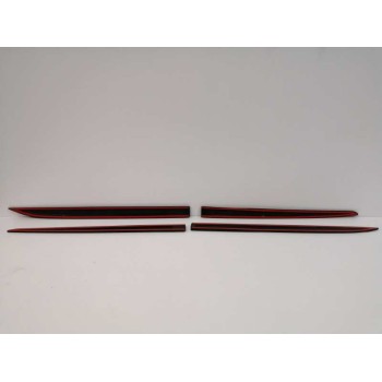 Recambio de moldura para chevrolet orlando lt+ referencia OEM IAM X0460028 PROTECTORAS PUERTAS 