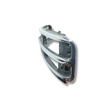 Recambio de rejilla delantera para chevrolet express van 5.7 cc referencia OEM IAM 15037242  
