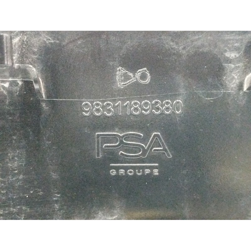 TAPA EXTERIOR COMBUSTIBLE