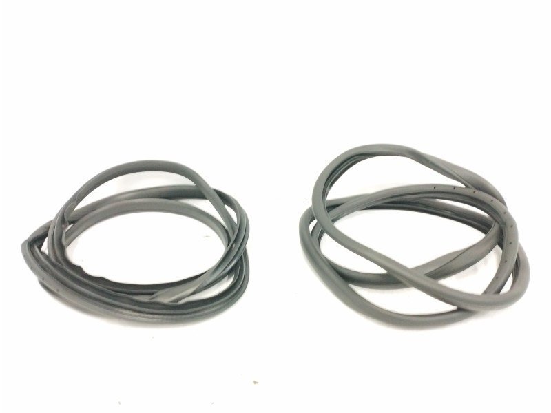 Recambio de gomas contorno puerta para mercedes-benz clase b (w246) 1.5 cdi cat referencia OEM IAM Recambio de gomas contorno puerta para mercedes-benz clase b (w246) 1.5 cdi cat referencia OEM IAM