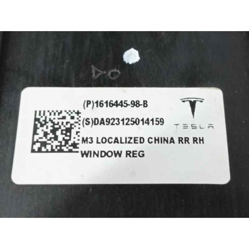 ELEVALUNAS TRASERO DERECHO