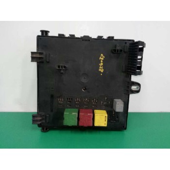 Recambio de caja reles / fusibles para opel vectra c berlina 1.9 16v cdti cat (z 19 dth / lrd) referencia OEM IAM 13170890 51904