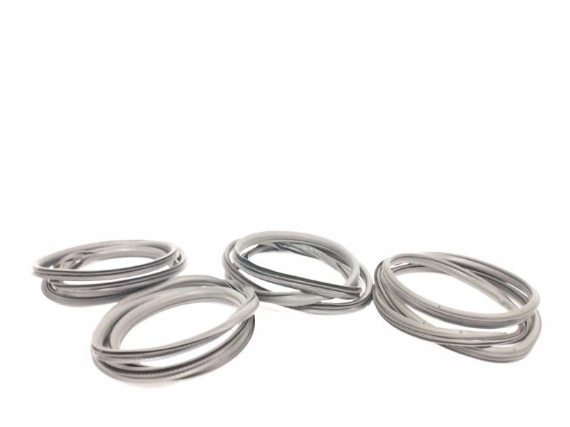 Recambio de gomas contorno puerta para alfa romeo giulietta (191) 2.0 jtdm referencia OEM IAM   
