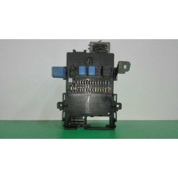 Recambio de caja reles / fusibles para nissan terrano/terrano.ii (r20) aventura referencia OEM IAM 4F030036  