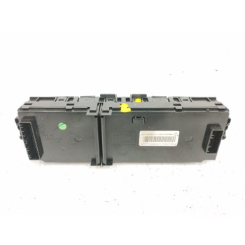 Recambio de mando climatizador para renault megane iii berlina 5 p dynamique referencia OEM IAM 276100007R  