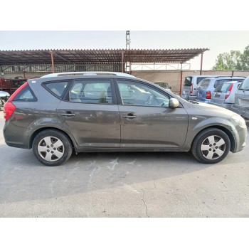 Recambio de carroceria corte para kia cee´d 1.6 cat referencia OEM IAM   