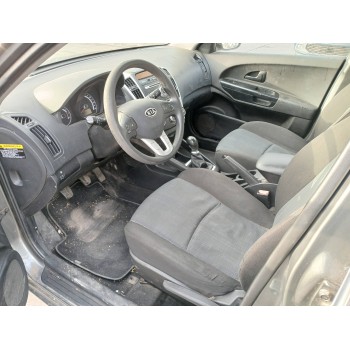 Recambio de carroceria corte para kia cee´d 1.6 cat referencia OEM IAM   