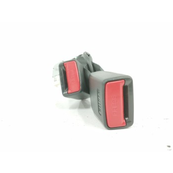 Recambio de enganche cinturon derecho para mazda 6 station wagon (gj, gl) 2.2 d referencia OEM IAM AGJK1089 TRASERO AGJK0565