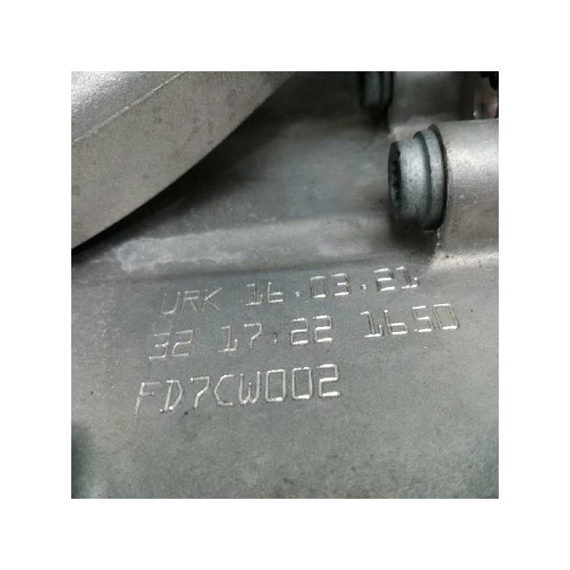 DESPIECE CAJA CAMBIOS SOPORTE BAJO ROTO VER FOTOS