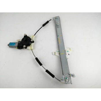 ELEVALUNAS DELANTERO DERECHO 82460C7000 