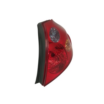 Recambio de piloto trasero derecho para kia cee´d 1.6 crdi cat referencia OEM IAM 924021H000  