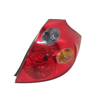 Recambio de piloto trasero derecho para kia cee´d 1.6 crdi cat referencia OEM IAM 924021H000  