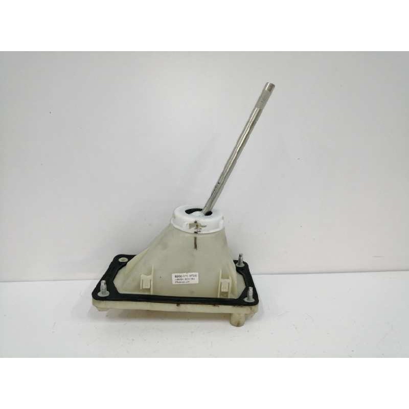 Recambio de palanca cambio para dacia sandero 1.2 16v cat referencia OEM IAM 8200670972E  