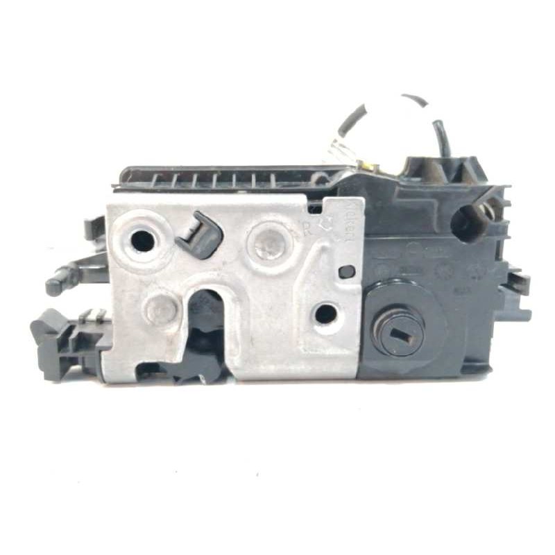 Recambio de cerradura puerta delantera derecha para peugeot 208 1.6 blue-hdi fap referencia OEM IAM 9812500780  