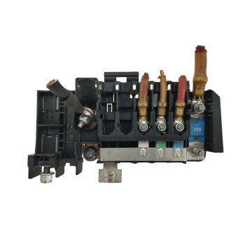 Recambio de caja reles / fusibles para mercedes-benz clase a (w176) a 200 blueefficiency (176.043) referencia OEM IAM A246540095