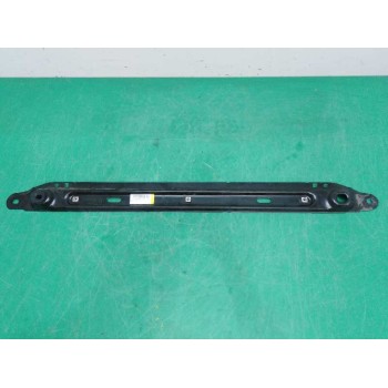 Recambio de travesaño inferior para peugeot 5008 1.6 e-hdi fap referencia OEM IAM   