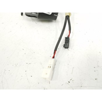 Recambio de enganche cinturon derecho para bmw serie x3 (g01) 2.0 referencia OEM IAM 7414288 TRASERO 