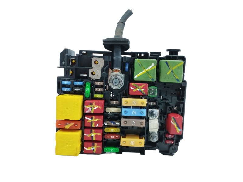 Recambio de caja reles / fusibles para peugeot 2008 (--.2013) 1.2 12v vti referencia OEM IAM 9804848480  