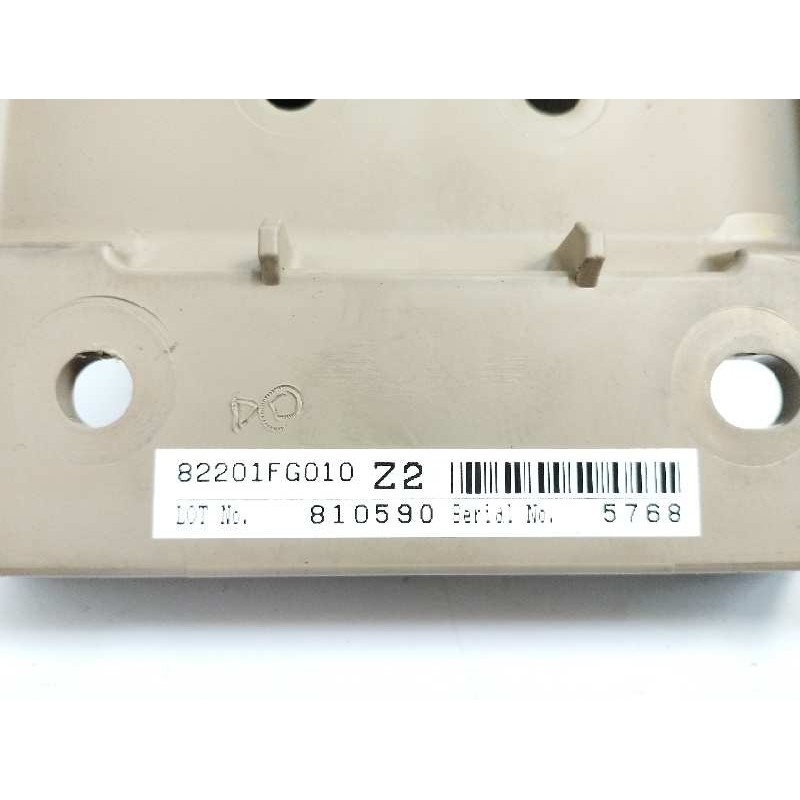 CAJA RELES / FUSIBLES