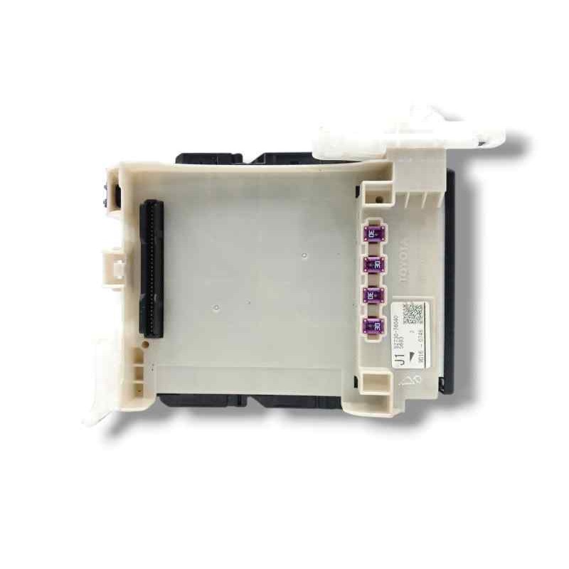 Recambio de caja reles / fusibles para lexus ux(za10) (2018) 2.0 hibrido referencia OEM IAM 8273076040  