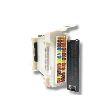 Recambio de caja reles / fusibles para lexus ux(za10) (2018) 2.0 hibrido referencia OEM IAM 8273076040  