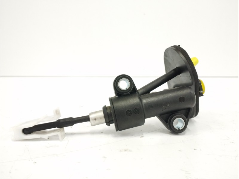 Recambio de bomba embrague para opel adam 1.4 16v referencia OEM IAM 55594516 Recambio de bomba embrague para opel adam 1.4 16v referencia OEM IAM 55594516