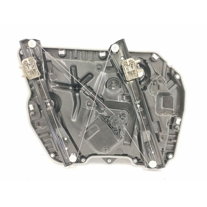 ELEVALUNAS DELANTERO DERECHO SIN MOTOR 51337498148