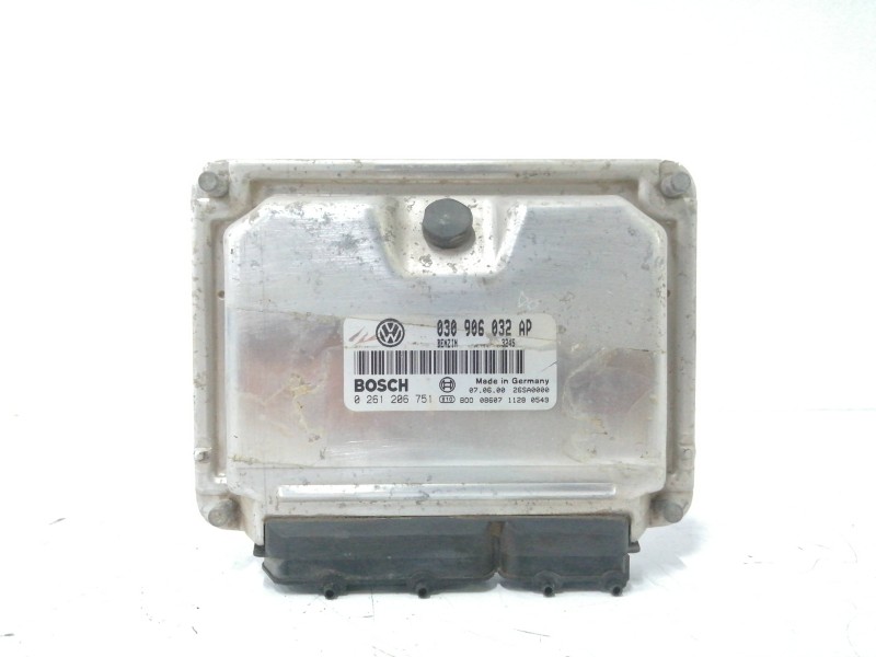 Recambio de centralita motor uce para volkswagen polo berlina (6n1) 1.4 referencia OEM IAM 030906032AP 0261206751 