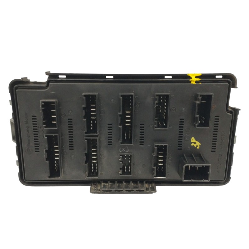 CAJA RELES / FUSIBLES AK6283