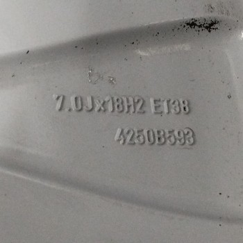 Recambio de llanta para mitsubishi outlander (cw0) 2.2 di-d cat referencia OEM IAM 4250B593 7,0JX18H2 ET38 5H 5X115