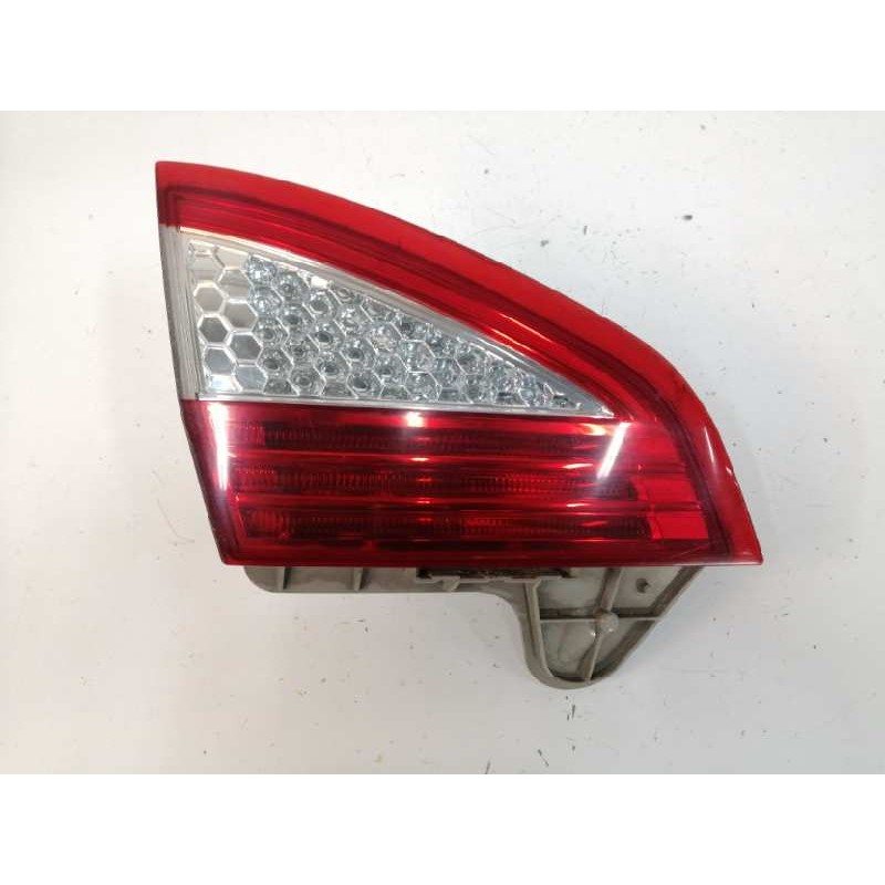 Recambio de piloto trasero izquierdo interior para ford mondeo ber. (ca2) 1.8 tdci cat referencia OEM IAM 7S7113A603A  