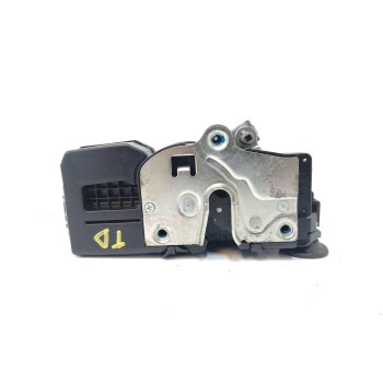 Recambio de cerradura puerta trasera derecha para chevrolet captiva 2.0 diesel cat referencia OEM IAM   