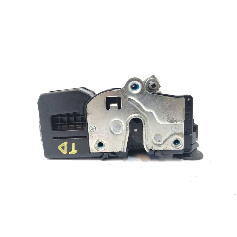 Recambio de cerradura puerta trasera derecha para chevrolet captiva 2.0 diesel cat referencia OEM IAM   