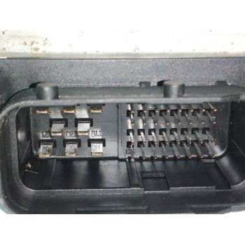 Recambio de centralita motor uce para peugeot 107 1.0 cat (384f) referencia OEM IAM 896610H013 0261208704 