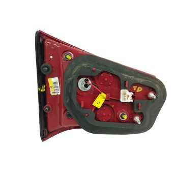 Recambio de piloto trasero derecho interior para kia sportage iii (sl) 1.7 crdi referencia OEM IAM 924063W0  