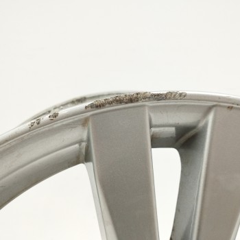 Recambio de llanta para toyota avensis cross sport (t27) 1.8 16v cat referencia OEM IAM 4261105330 ET39J6,5JX16 5H 5X115