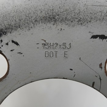 Recambio de llanta para nissan cabstar 01.04  3.0 diesel referencia OEM IAM 403009X200 15H2X5J DOT-E 5H 5X160