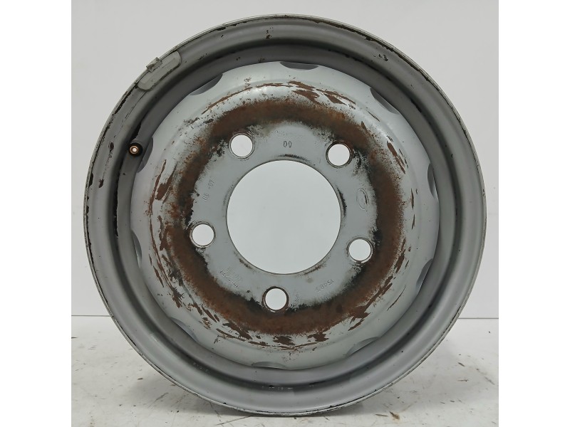 Recambio de llanta para nissan cabstar 01.04  3.0 diesel referencia OEM IAM 403009X200 15H2X5J DOT-E 5H 5X160